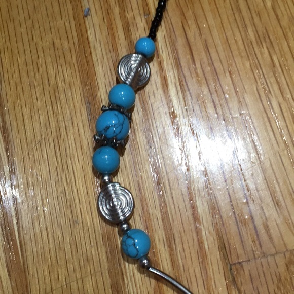 turquoise necklace with a touch of boho rose charm - Picture 6 of 7